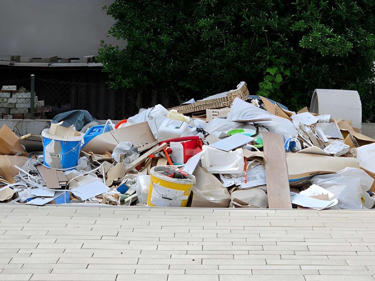 Junk removal services in Belmont